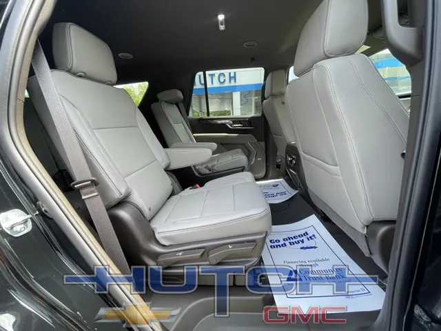 2025 GMC Yukon Elevation
