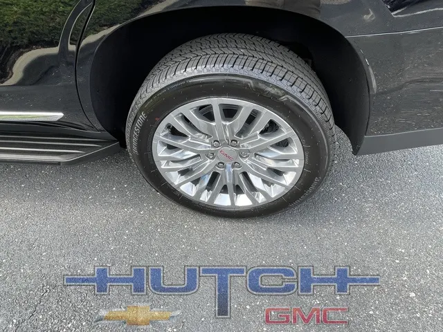 2025 GMC Yukon Elevation