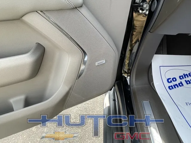2025 GMC Yukon Elevation