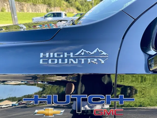 2025 Chevrolet Suburban High Country