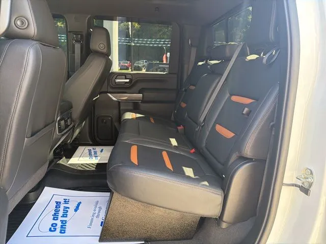 2023 GMC Sierra 2500HD AT4