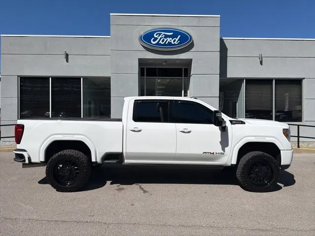 2023 GMC Sierra 2500HD AT4