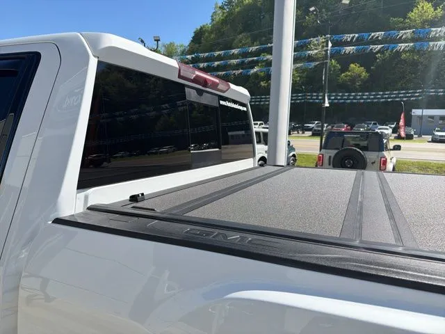 2023 GMC Sierra 2500HD AT4