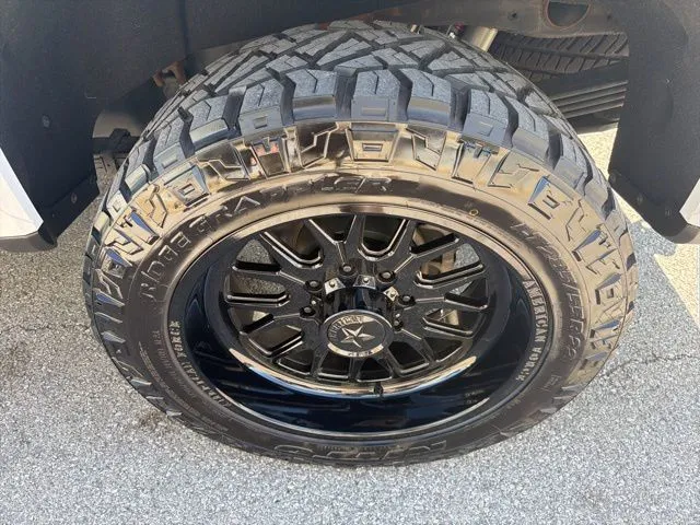 2023 GMC Sierra 2500HD AT4