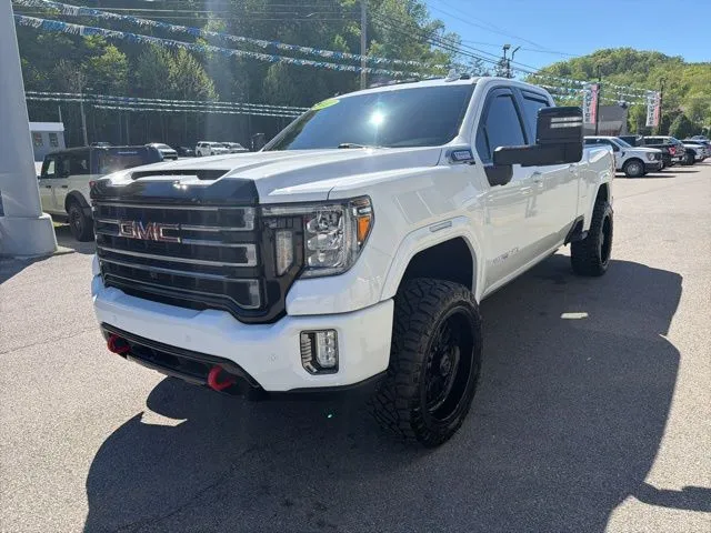 2023 GMC Sierra 2500HD AT4