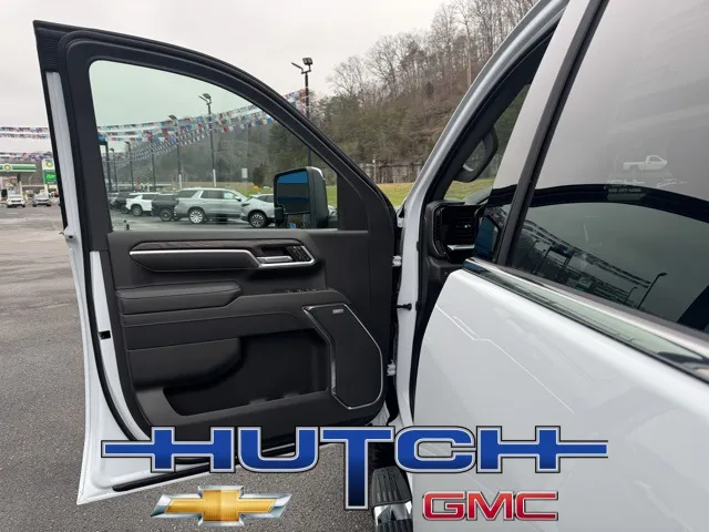 2026 GMC Sierra 2500HD SLT