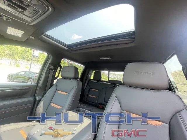 2025 GMC Sierra 2500HD AT4