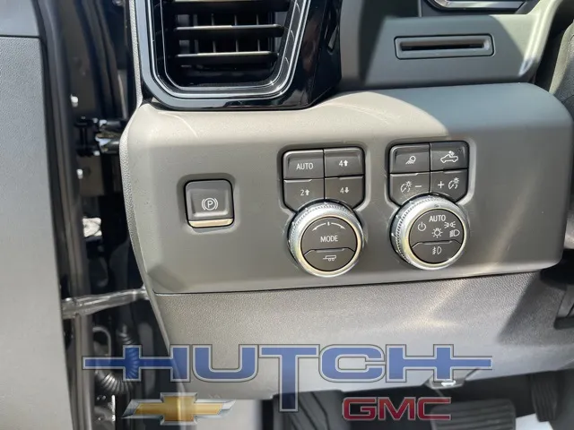 2025 GMC Sierra 2500HD AT4