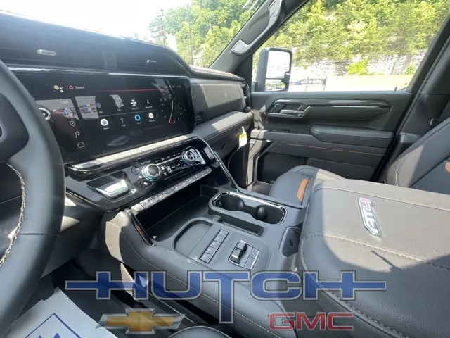 2025 GMC Sierra 2500HD AT4
