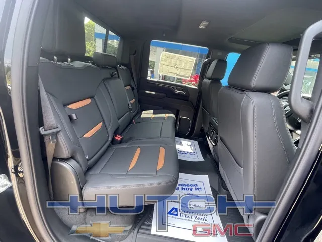 2025 GMC Sierra 2500HD AT4