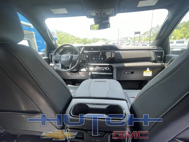 2025 GMC Sierra 2500HD AT4
