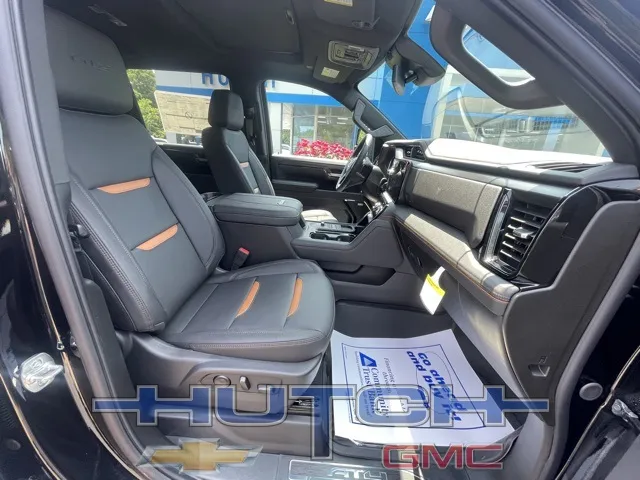 2025 GMC Sierra 2500HD AT4