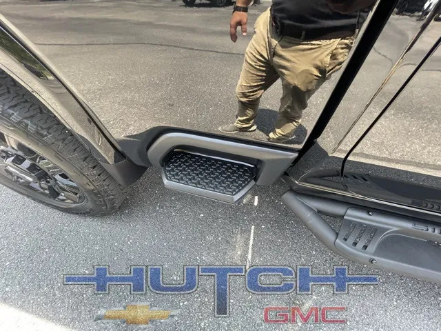 2025 GMC Sierra 2500HD AT4