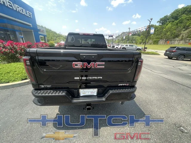 2025 GMC Sierra 2500HD AT4