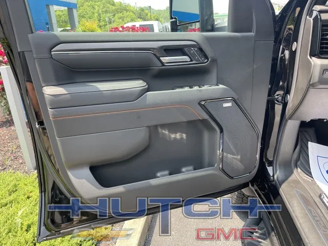 2025 GMC Sierra 2500HD AT4