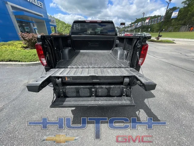 2023 GMC Sierra 1500 SLE