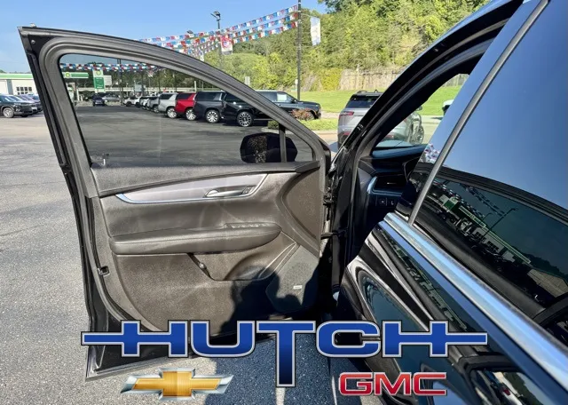 2023 Cadillac XT5 Luxury