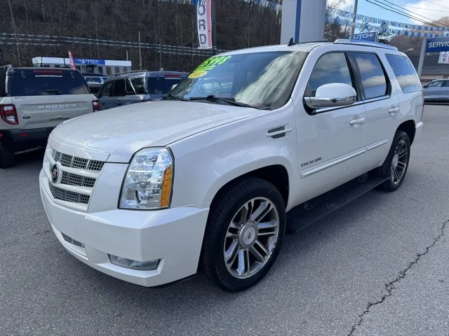 2013 Cadillac Escalade Premium