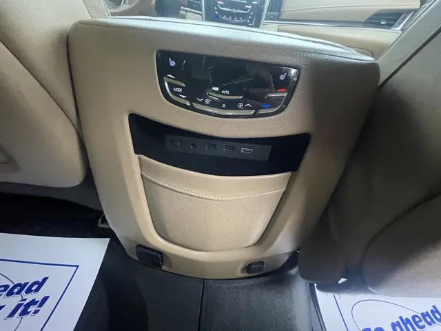 2019 Cadillac Escalade Platinum Edition
