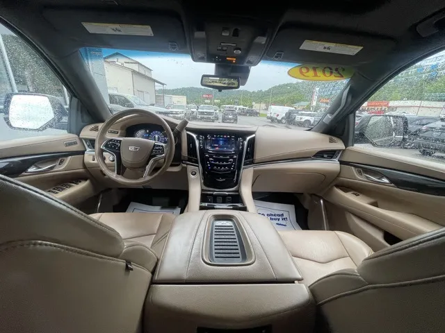 2019 Cadillac Escalade Platinum Edition