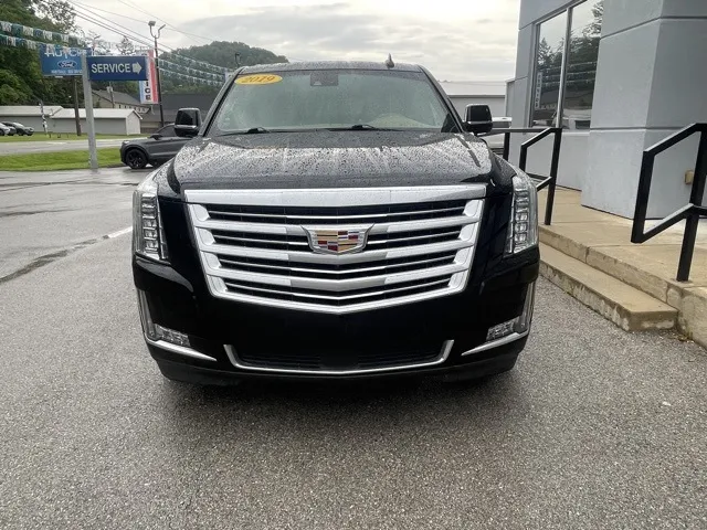 2019 Cadillac Escalade Platinum Edition