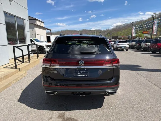 2025 Volkswagen Atlas 2.0T SE w/Technology