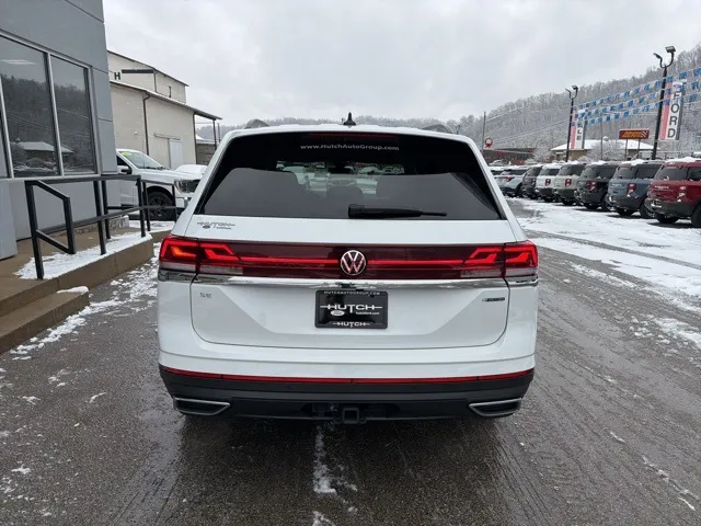 2025 Volkswagen Atlas 2.0T SE w/Technology