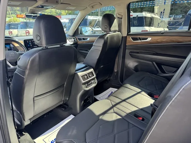2024 Volkswagen Atlas 2.0T SE w/Technology