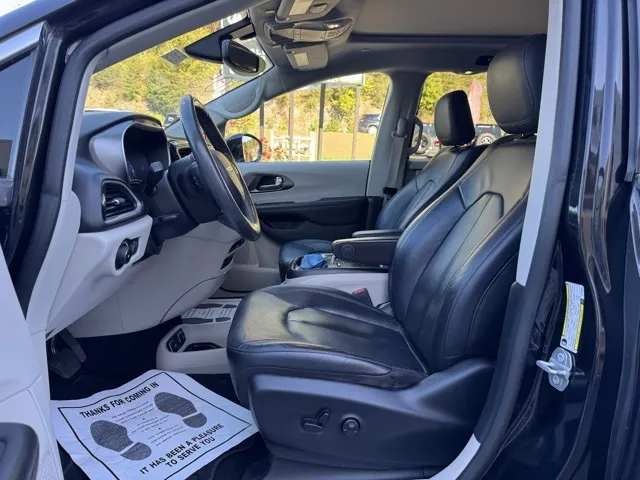 2020 Chrysler Pacifica Touring L Plus
