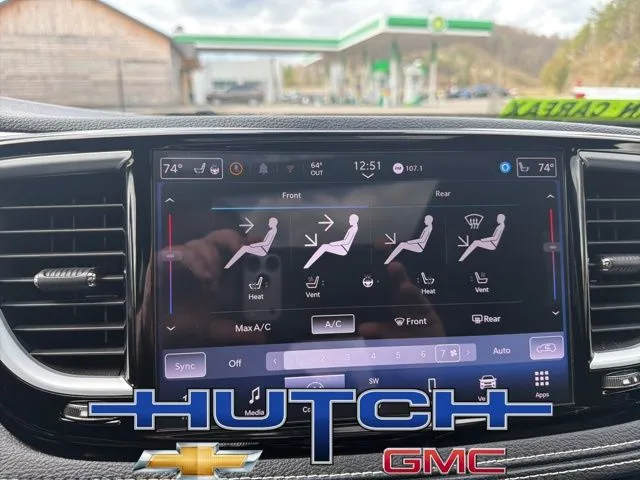 2025 Chrysler Pacifica Limited