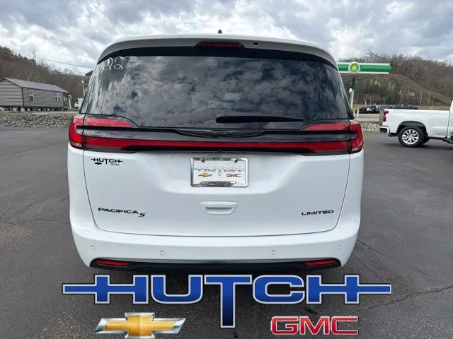 2025 Chrysler Pacifica Limited