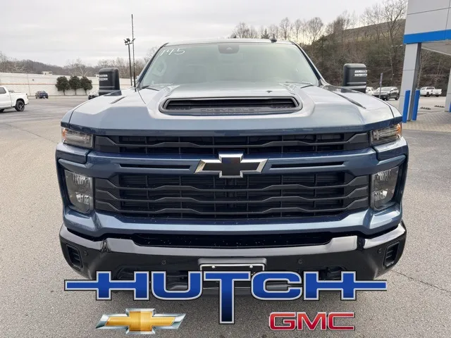 2026 Chevrolet Silverado 2500HD Custom