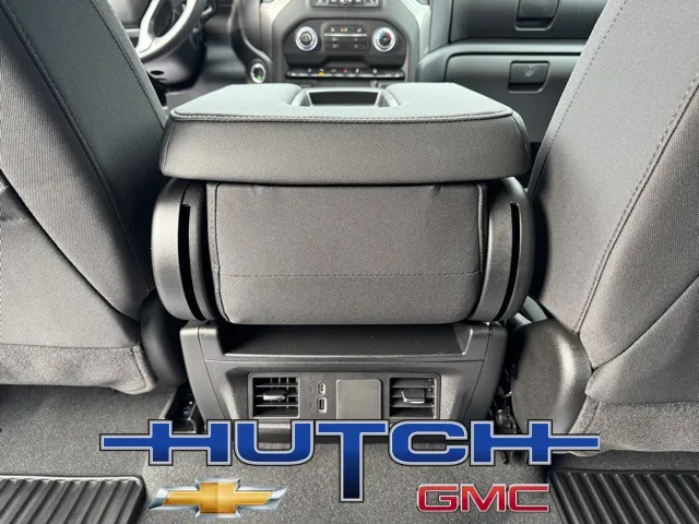 2026 Chevrolet Silverado 2500HD Custom