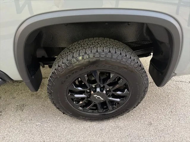 2025 Chevrolet Silverado 2500HD Custom