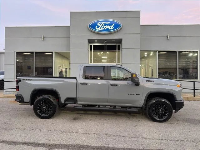 2025 Chevrolet Silverado 2500HD Custom