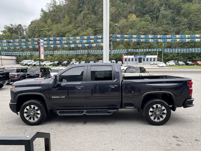 2024 Chevrolet Silverado 2500HD Custom