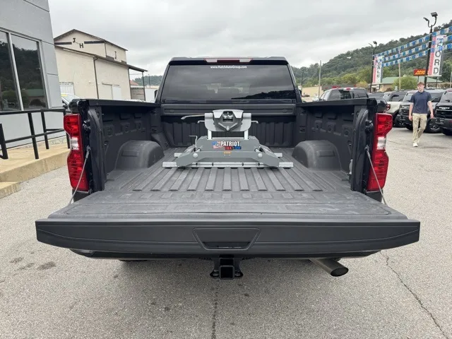 2024 Chevrolet Silverado 2500HD Custom