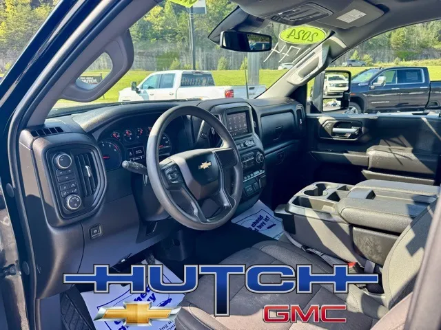2024 Chevrolet Silverado 2500HD Custom