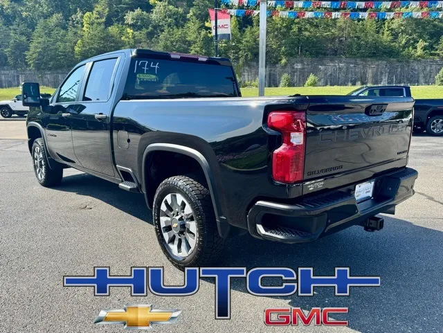 2024 Chevrolet Silverado 2500HD Custom