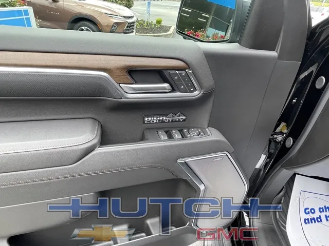 2025 Chevrolet Silverado 1500 High Country