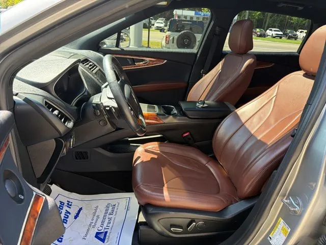 2020 Lincoln Nautilus Reserve