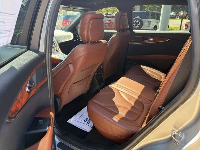 2020 Lincoln Nautilus Reserve