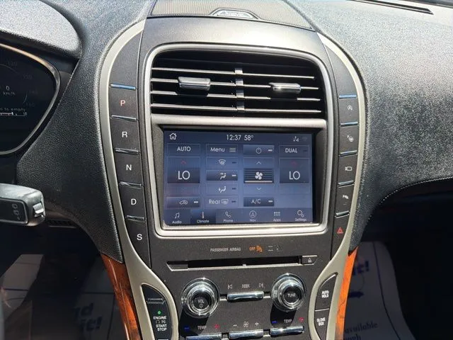 2020 Lincoln Nautilus Reserve