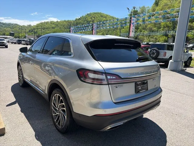 2020 Lincoln Nautilus Reserve