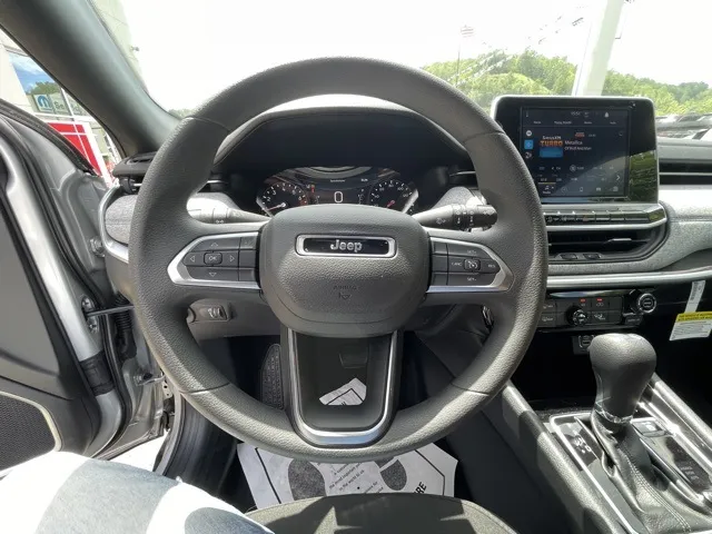 2025 Jeep Compass Sport