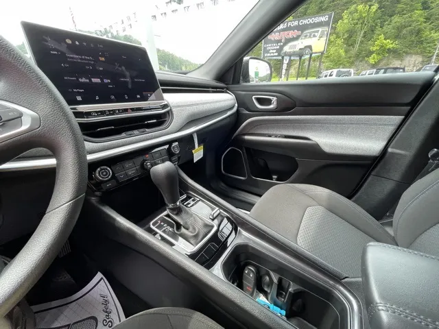 2024 Jeep Compass Sport