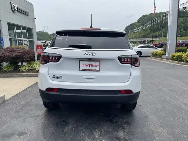 2024 Jeep Compass Sport
