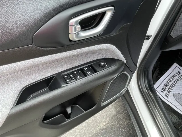 2024 Jeep Compass Sport