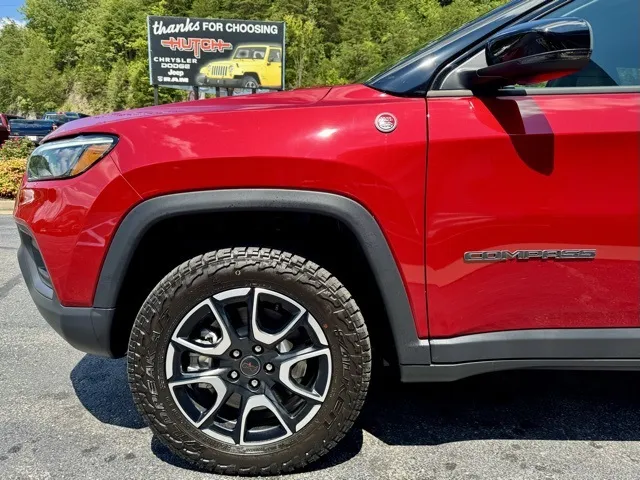 2025 Jeep Compass Trailhawk