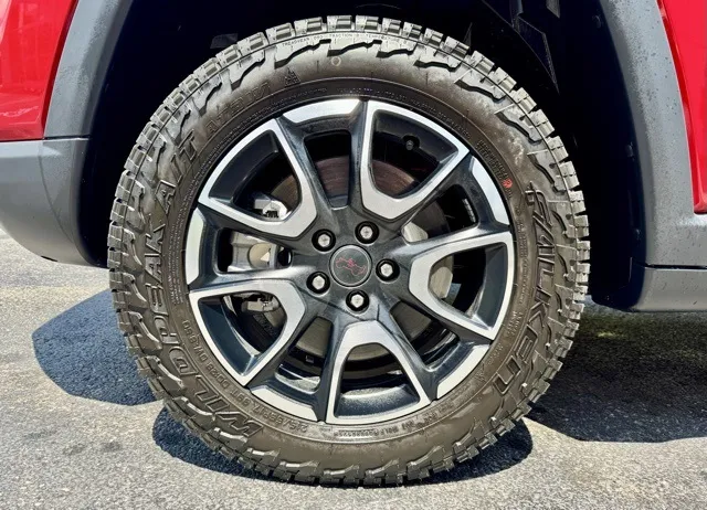 2025 Jeep Compass Trailhawk